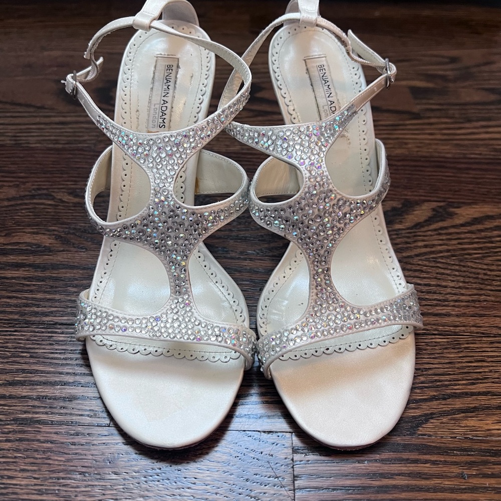 Benjamin Adams Glamorous Silver Rhinestone Heels - Picture 5 of 6